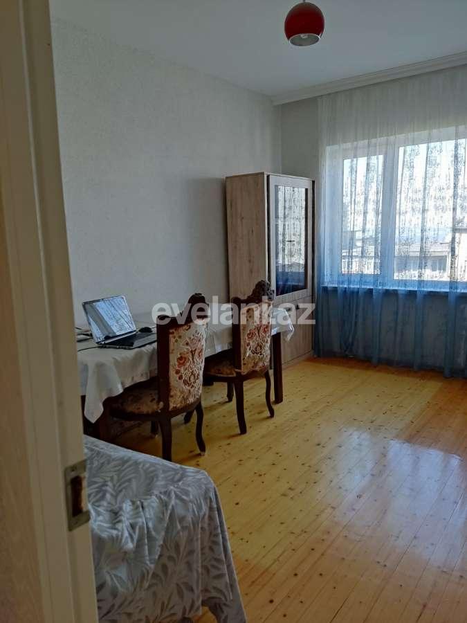 Satılır, köhnə tikili, 4 otaqlı, 100 m², Bakı, Xətai r, Əhmədli q, Əhmədli m.