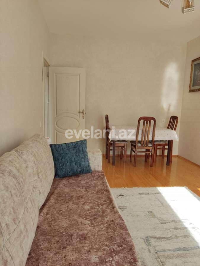 Satılır, köhnə tikili, 4 otaqlı, 100 m², Bakı, Xətai r, Əhmədli q, Əhmədli m.