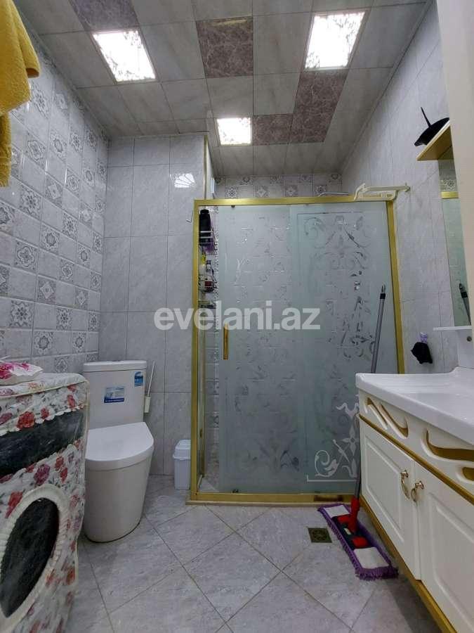 Satılır, köhnə tikili, 3 otaqlı, 65 m², Bakı, Nizami r, Xalqlar Dostluğu m.