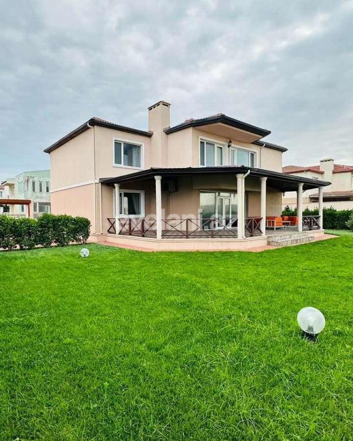 Satılır, həyət evi / bağ, 7 otaqlı, 240 m², Bakı, Xəzər r, Şüvəlan q.