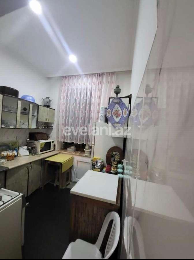 Satılır, köhnə tikili, 3 otaqlı, 80 m², Bakı, Yasamal r, Yasamal q, Elmlər Akademiyası m.