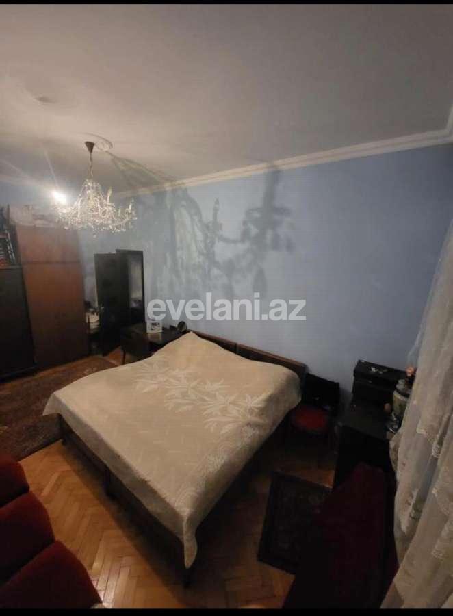 Satılır, köhnə tikili, 3 otaqlı, 80 m², Bakı, Yasamal r, Yasamal q, Elmlər Akademiyası m.