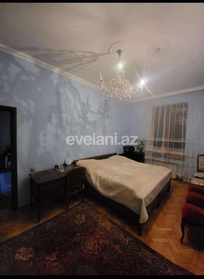 Satılır, köhnə tikili, 3 otaqlı, 80 m², Bakı, Yasamal r, Yasamal q, Elmlər Akademiyası m.