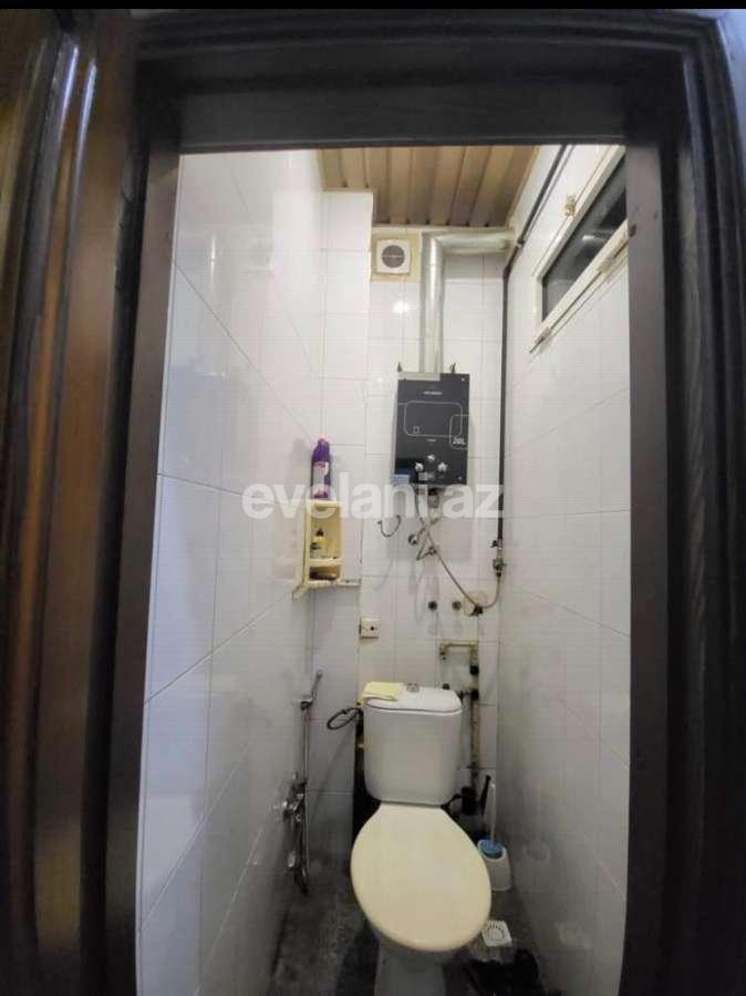 Satılır, köhnə tikili, 3 otaqlı, 80 m², Bakı, Yasamal r, Yasamal q, Elmlər Akademiyası m.