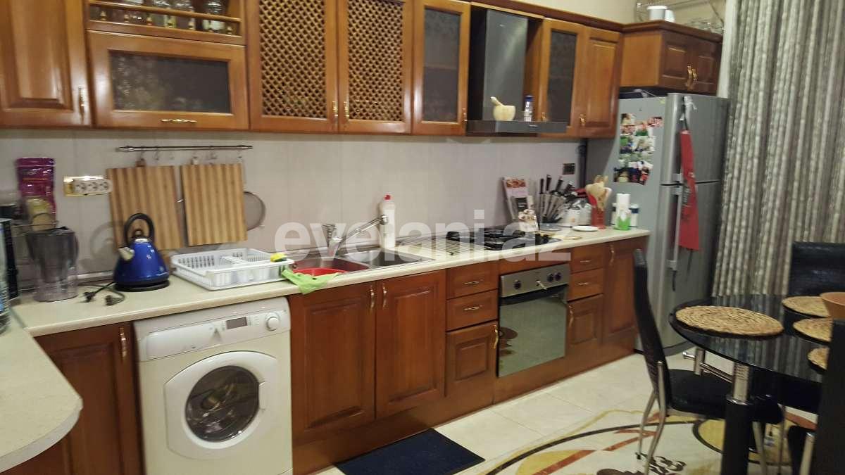 Satılır, yeni tikili, 4 otaqlı, 200 m², Bakı, Nəsimi r, 28 may m.