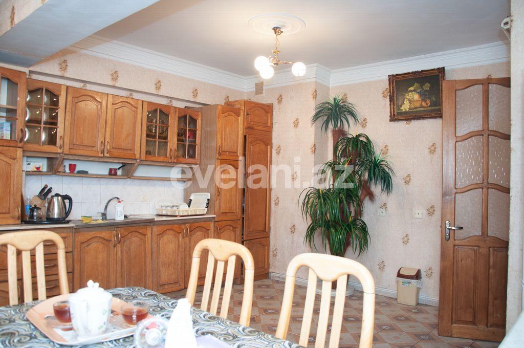 Kirayə verilir, köhnə tikili, 4 otaqlı, 160 m², Bakı, Səbail r, Bayıl q.