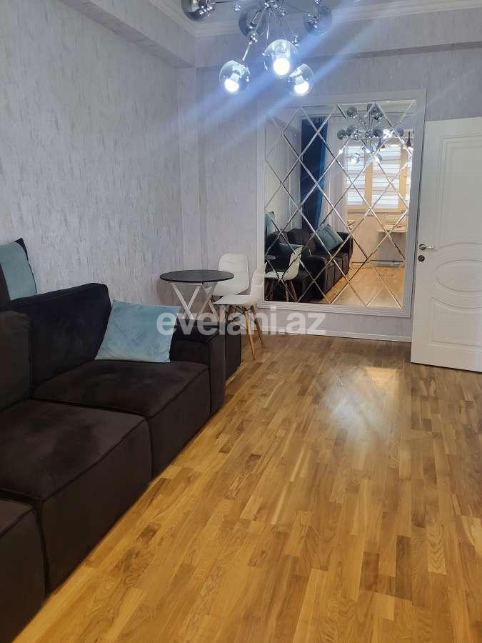 Kirayə verilir, yeni tikili, 2 otaqlı, 43 m², Bakı, Yasamal r, Elmlər Akademiyası m.