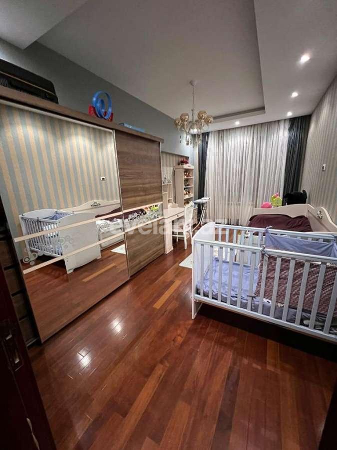 Сдаётся, новостройка, 4-комнаты, 200 m², Баку, Хатаинский r, Шах Исмаил Хатаи m.