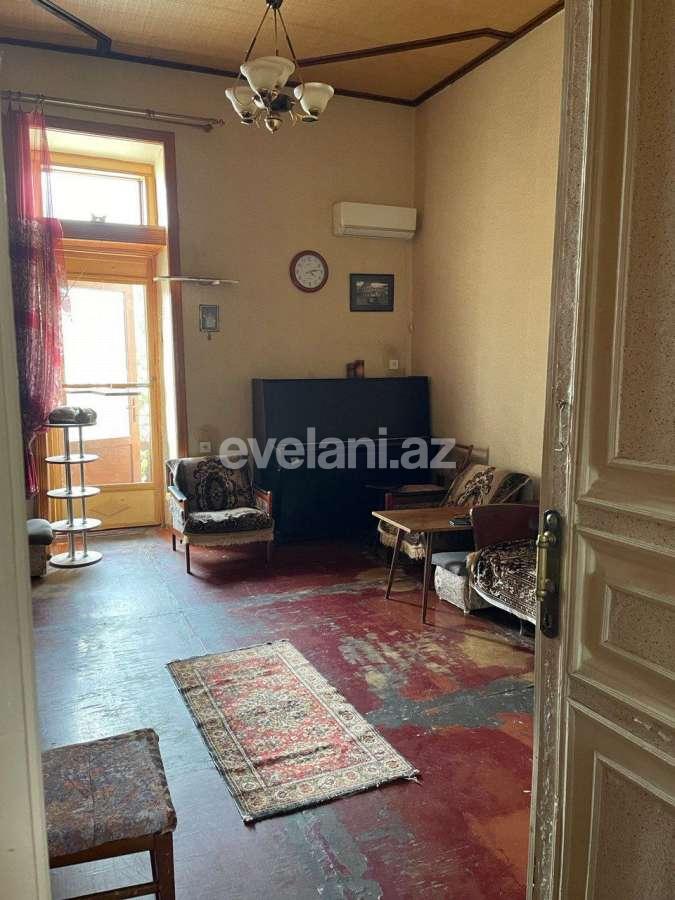 Satılır, köhnə tikili, 2 otaqlı, 40 m², Bakı, Yasamal r, Nizami m.