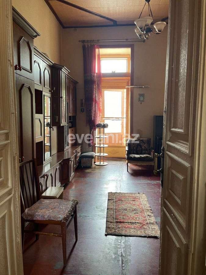 Satılır, köhnə tikili, 2 otaqlı, 40 m², Bakı, Yasamal r, Nizami m.