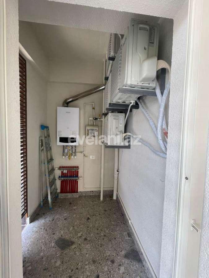 Satılır, yeni tikili, 3 otaqlı, 128 m², Bakı, Yasamal r, Elmlər Akademiyası m.