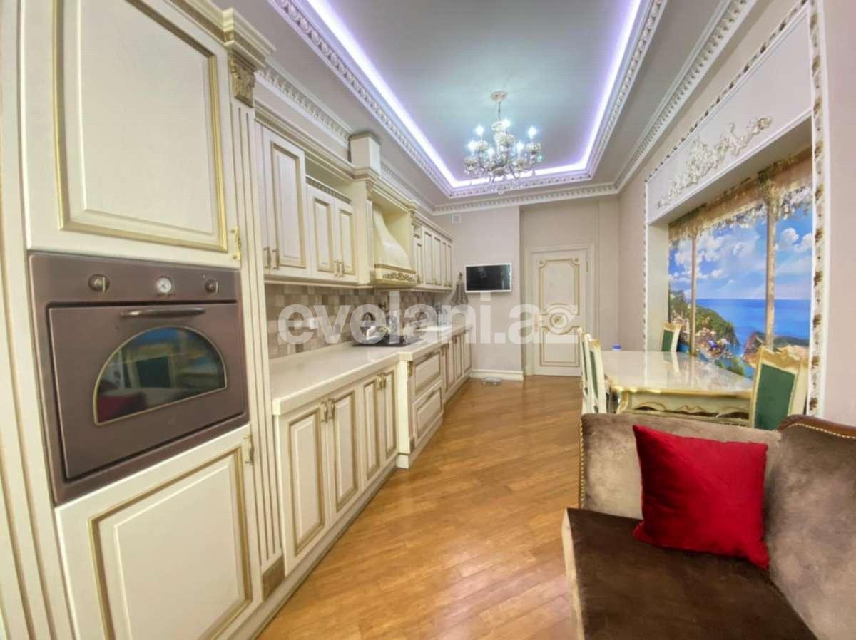 Satılır, yeni tikili, 4 otaqlı, 180 m², Bakı, Xətai r, Şah İsmayıl Xətai m.