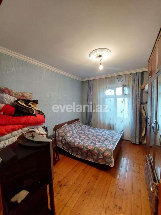 Satılır, köhnə tikili, 3 otaqlı, 80 m², Bakı, Nizami r, Xalqlar Dostluğu m.