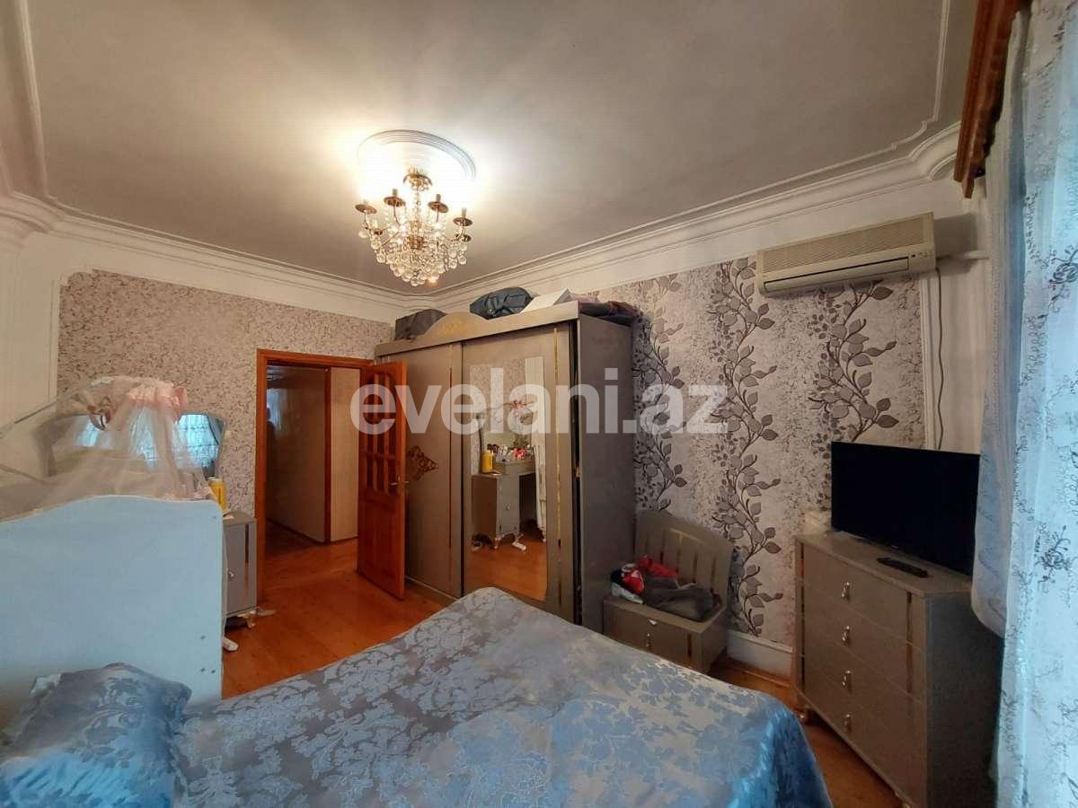 Satılır, köhnə tikili, 3 otaqlı, 80 m², Bakı, Nizami r, Xalqlar Dostluğu m.