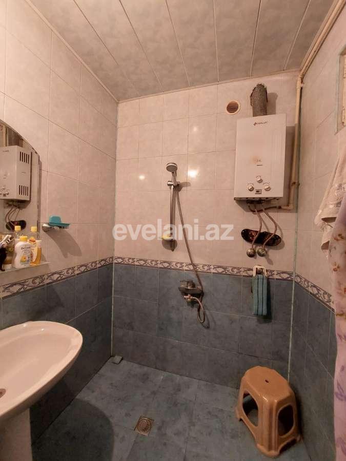 Satılır, köhnə tikili, 3 otaqlı, 80 m², Bakı, Nizami r, Xalqlar Dostluğu m.