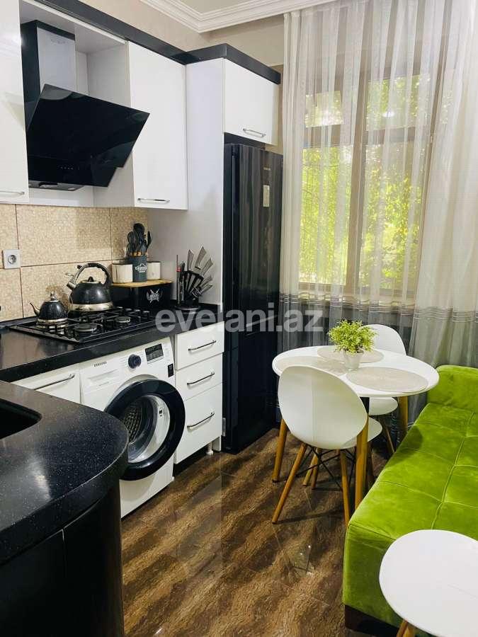 Rent, old building, 3 room, 80 m², Baku, Nasimi r.