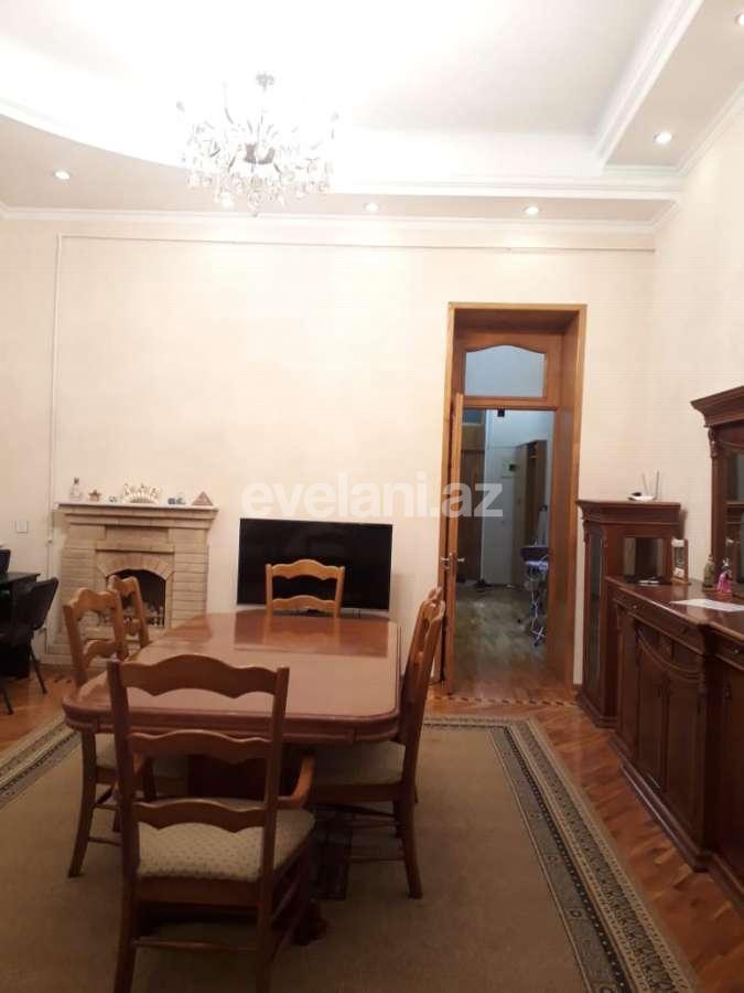 Kirayə verilir, köhnə tikili, 2 otaqlı, 70 m², Bakı, Səbail r, 28 may m.