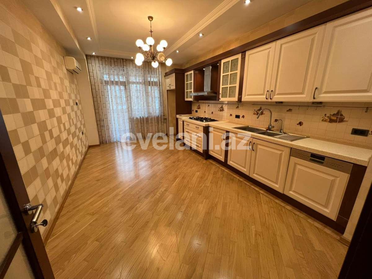 Sale, new building, 4 room, 200 m², Baku, Nasimi r.