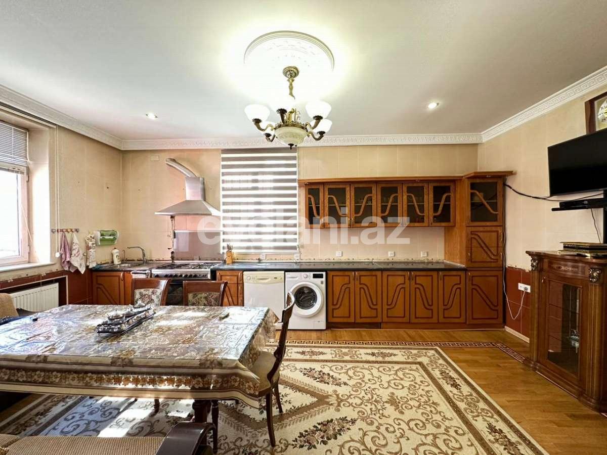 Kirayə verilir, köhnə tikili, 2 otaqlı, 80 m², Bakı, Xətai r, Əhmədli q, Əhmədli m.