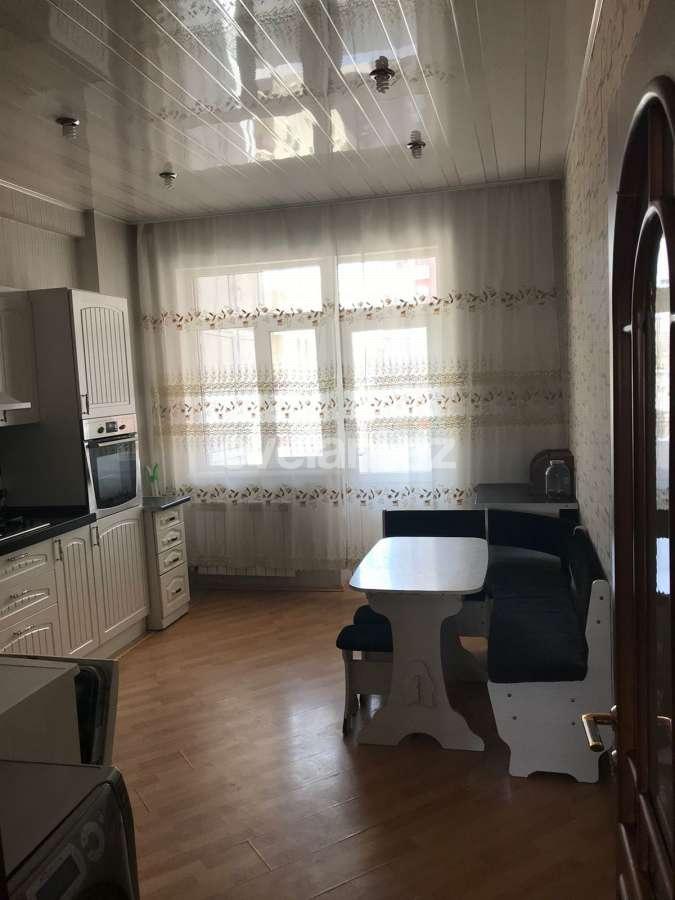 Rent, new building, 3 room, 126 m², Baku, Nasimi r, 8 November m.