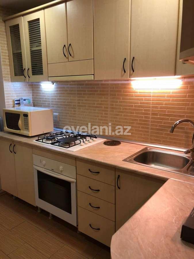 Kirayə verilir, köhnə tikili, 2 otaqlı, 70 m², Bakı, Xətai r, Şah İsmayıl Xətai m.