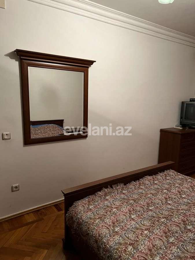 Kirayə verilir, köhnə tikili, 3 otaqlı, 100 m², Bakı, Yasamal r, Elmlər Akademiyası m.