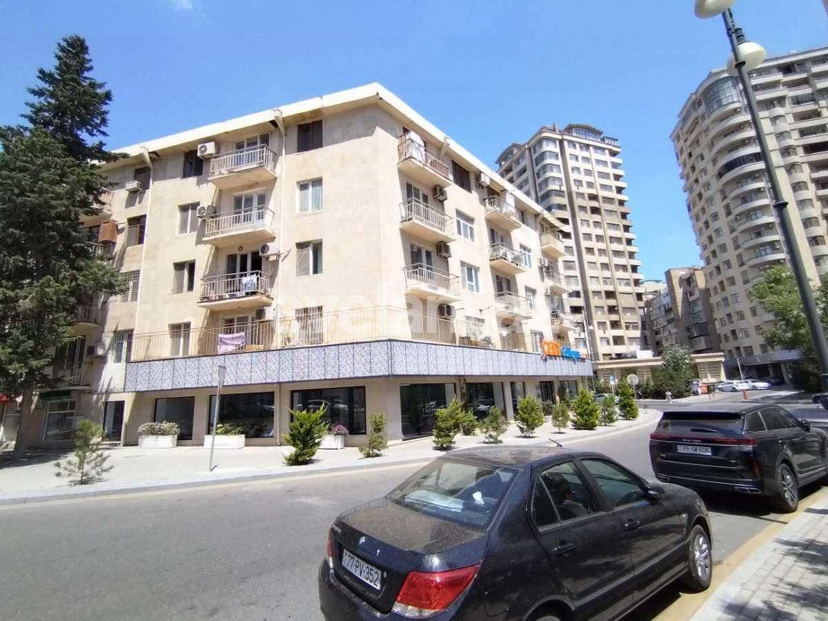 Продаётся, вторичка, 2-комнаты, 67 m², Баку, Ясамальский r, Элмляр Академиясы m.