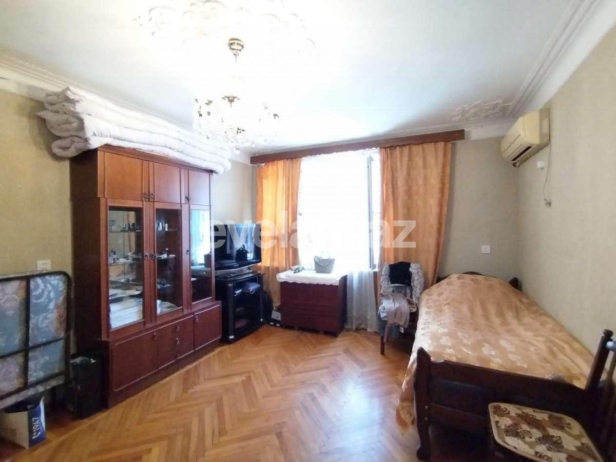 Продаётся, вторичка, 2-комнаты, 67 m², Баку, Ясамальский r, Элмляр Академиясы m.