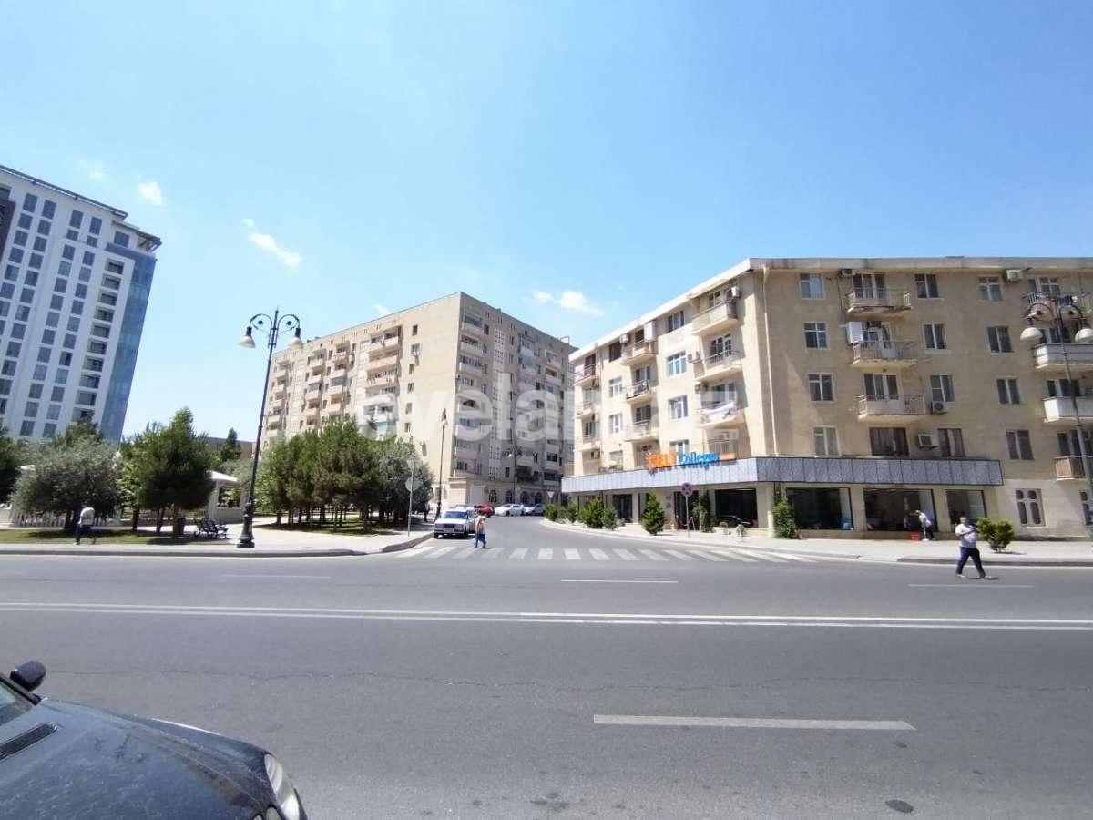 Продаётся, вторичка, 2-комнаты, 67 m², Баку, Ясамальский r, Элмляр Академиясы m.
