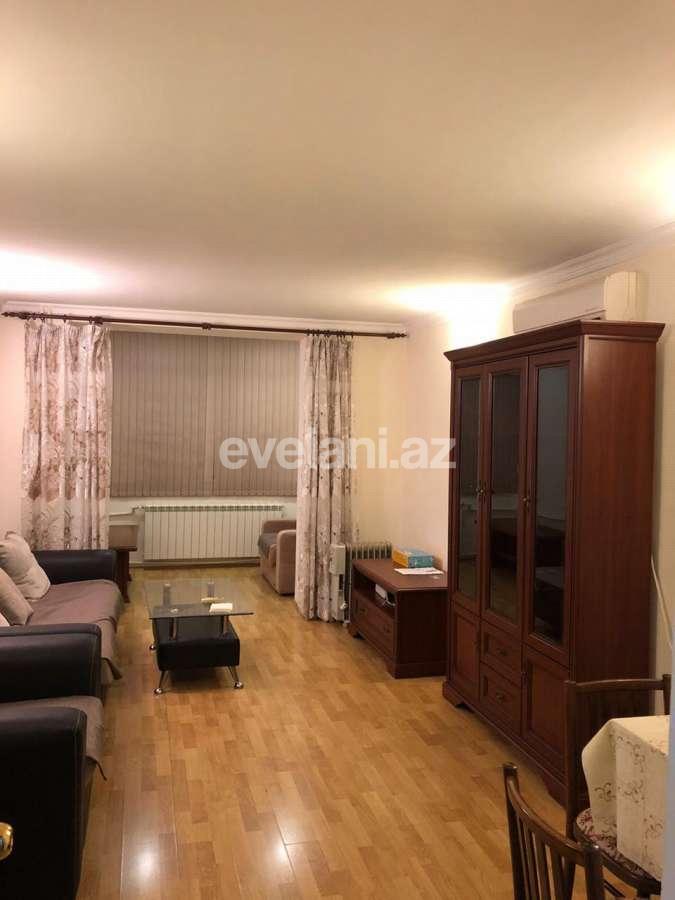 Kirayə verilir, köhnə tikili, 2 otaqlı, 70 m², Bakı, Xətai r, Şah İsmayıl Xətai m.