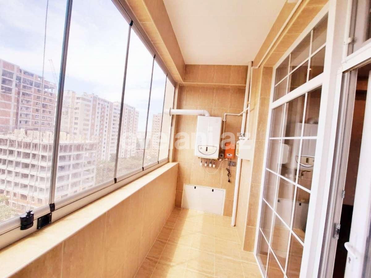 Satılır, yeni tikili, 4 otaqlı, 170 m², Bakı, Nizami r, Qara Qarayev m.