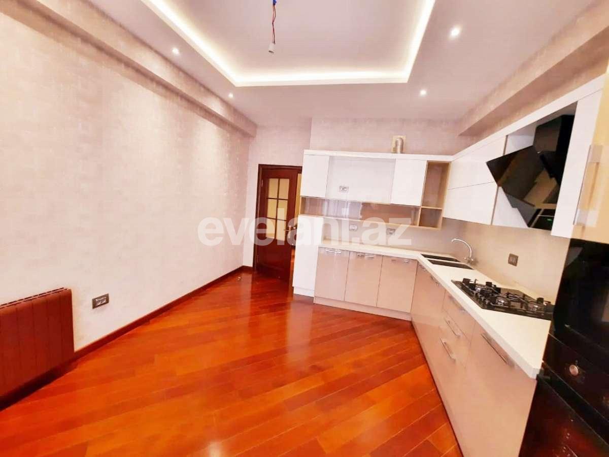 Satılır, yeni tikili, 4 otaqlı, 170 m², Bakı, Nizami r, Qara Qarayev m.