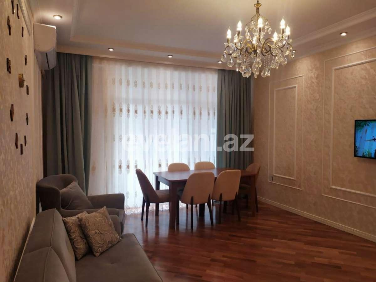 Satılır, yeni tikili, 4 otaqlı, 123 m², Bakı, Nizami r, Qara Qarayev m.