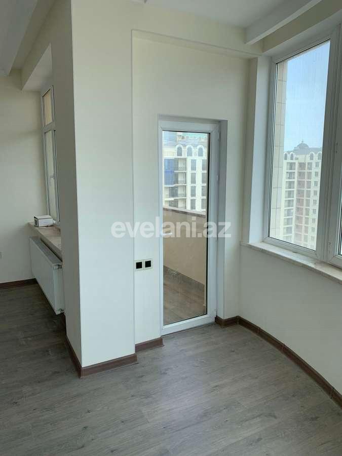 Satılır, yeni tikili, 4 otaqlı, 215 m², Bakı, Yasamal r, Elmlər Akademiyası m.