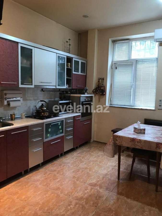 Продаётся, вторичка, 3-комнаты, 150 m², Баку, Хатаинский r, Шах Исмаил Хатаи m.