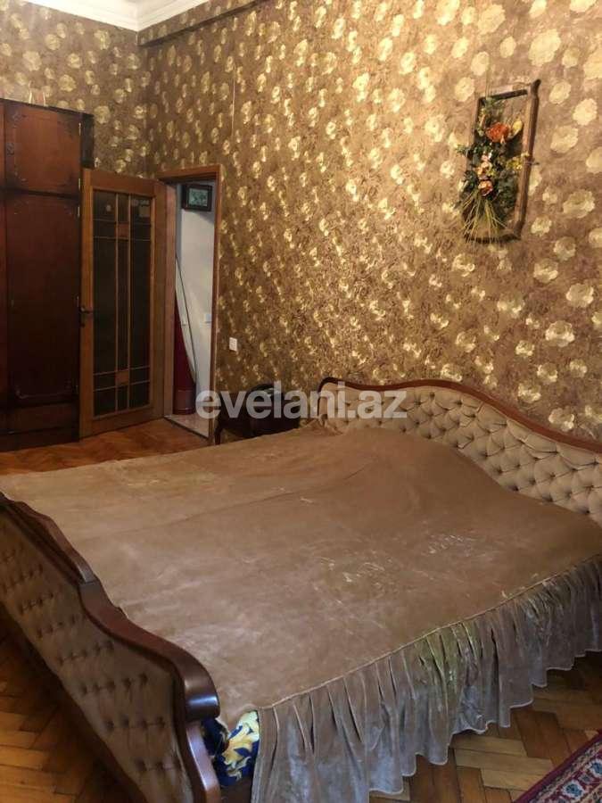 Продаётся, вторичка, 3-комнаты, 150 m², Баку, Хатаинский r, Шах Исмаил Хатаи m.