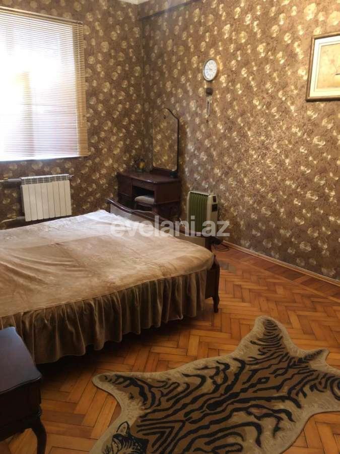 Продаётся, вторичка, 3-комнаты, 150 m², Баку, Хатаинский r, Шах Исмаил Хатаи m.