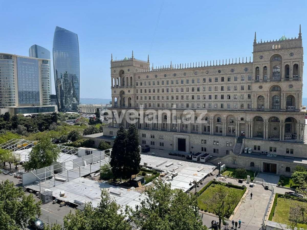 Kirayə verilir, köhnə tikili, 2 otaqlı, 65 m², Bakı, Səbail r, 28 may m.