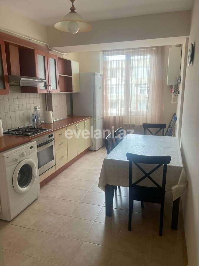 Kirayə verilir, köhnə tikili, 2 otaqlı, 65 m², Bakı, Səbail r, 28 may m.