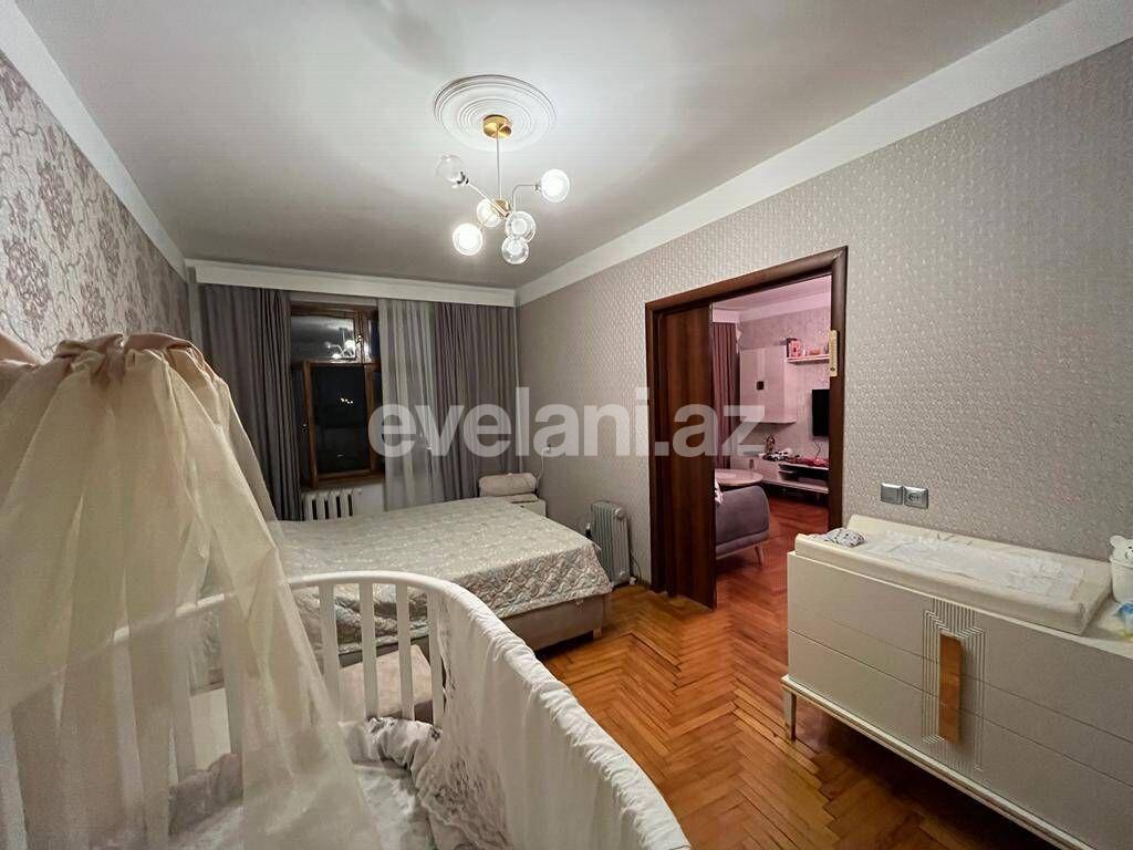 Satılır, köhnə tikili, 4 otaqlı, 120 m², Bakı, Nəsimi r, Memar Əcəmi m.