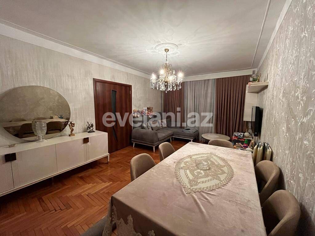Satılır, köhnə tikili, 4 otaqlı, 120 m², Bakı, Nəsimi r, Memar Əcəmi m.