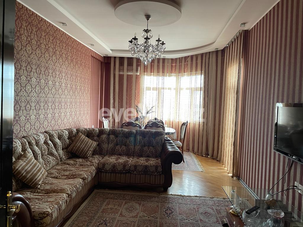 Satılır, yeni tikili, 2 otaqlı, 70 m², Bakı, Yasamal r, İnşaatçılar m.