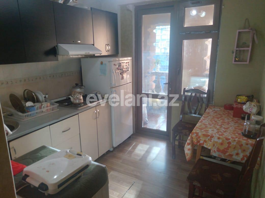 Rent, old building, 2 room, 45 m², Baku, Nizami r.