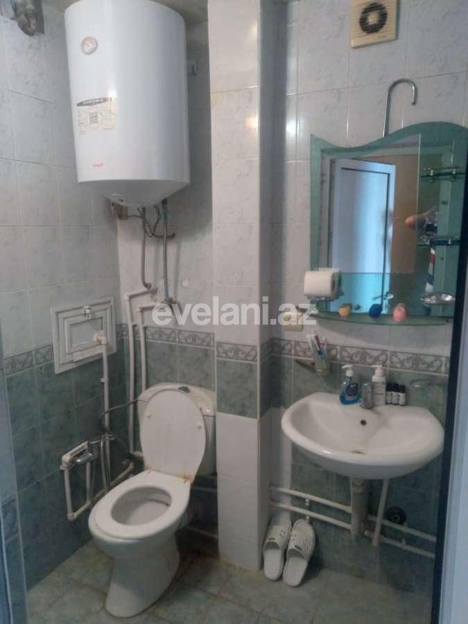 Rent, old building, 2 room, 45 m², Baku, Nizami r.