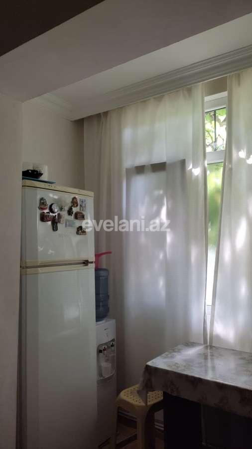 Satılır, köhnə tikili, 4 otaqlı, 100 m², Bakı, Xətai r, Əhmədli q, Həzi Aslanov m.