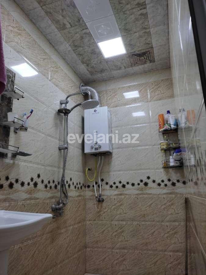 Satılır, köhnə tikili, 4 otaqlı, 100 m², Bakı, Xətai r, Əhmədli q, Həzi Aslanov m.