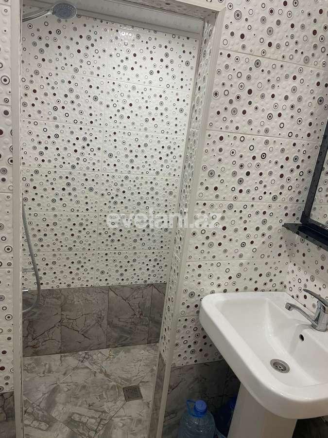 Satılır, köhnə tikili, 2 otaqlı, 45 m², Bakı, Nəsimi r, 4-cü mikrorayon q, Memar Əcəmi m.