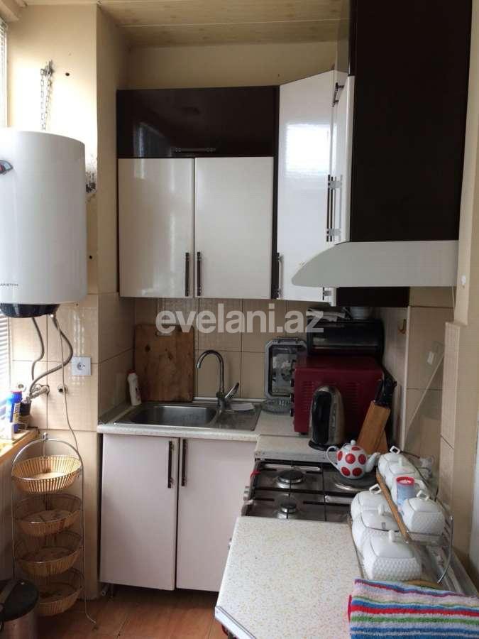 Satılır, köhnə tikili, 2 otaqlı, 55 m², Bakı, Nəsimi r, Əhmədli q, Memar Əcəmi m.
