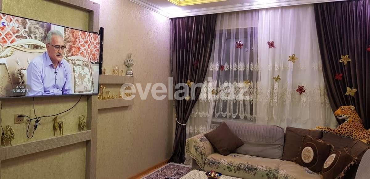 Satılır, köhnə tikili, 5 otaqlı, 55 m², Bakı, Nəsimi r, 2-ci mikrorayon q, Memar Əcəmi m.