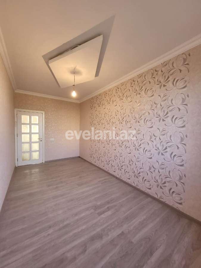 Satılır, köhnə tikili, 3 otaqlı, 50 m², Bakı, Binəqədi r, 7-ci mikrorayon q, Azadlıq prospekti m.